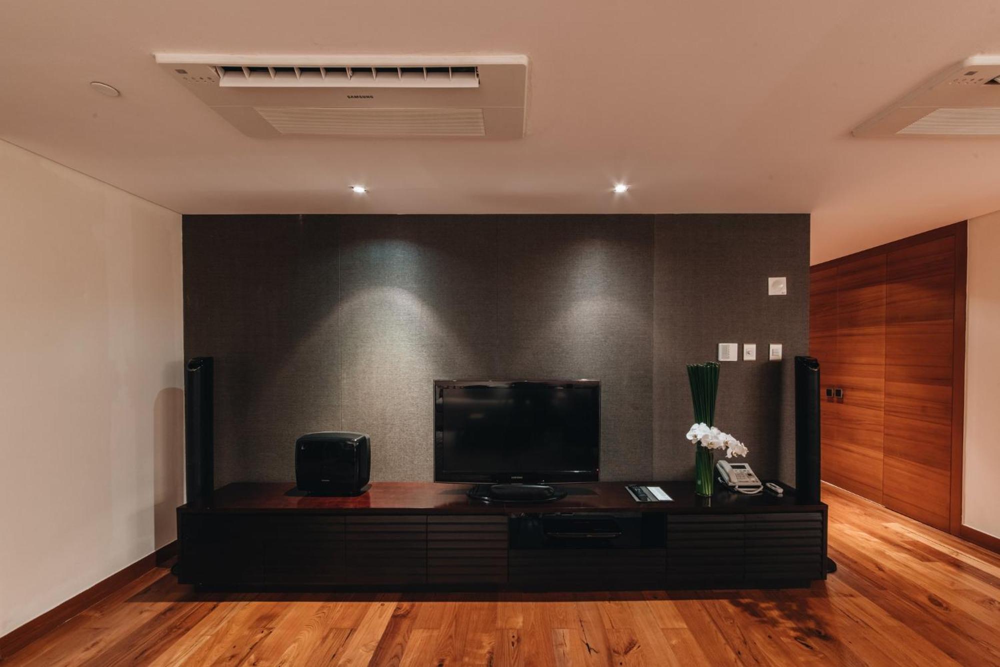 Intercontinental Residences Saigon, An Ihg Hotel Хошимин Екстериор снимка