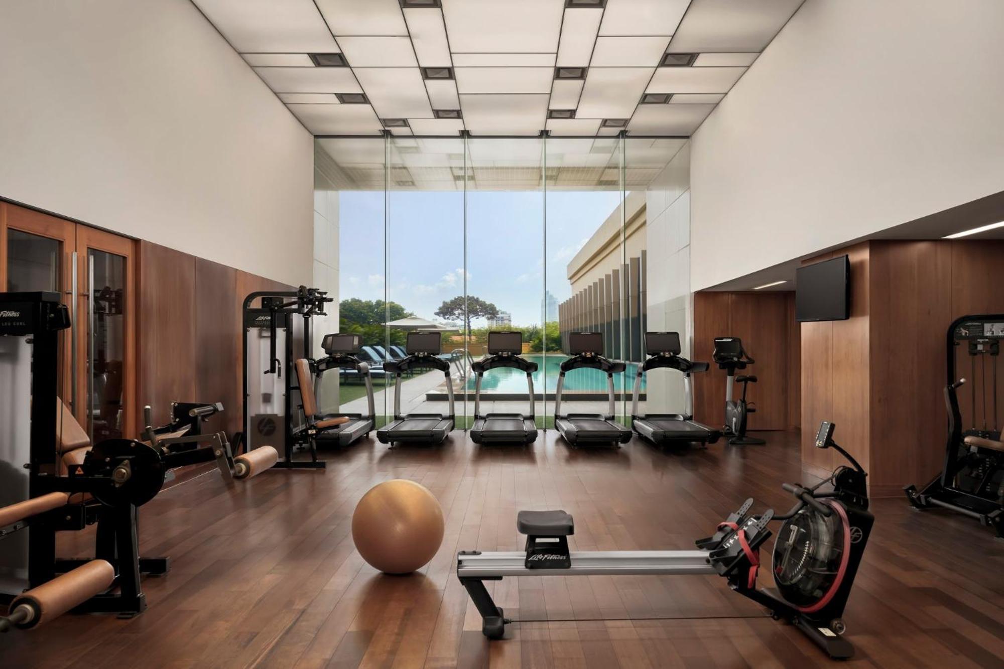 Intercontinental Residences Saigon, An Ihg Hotel Хошимин Екстериор снимка