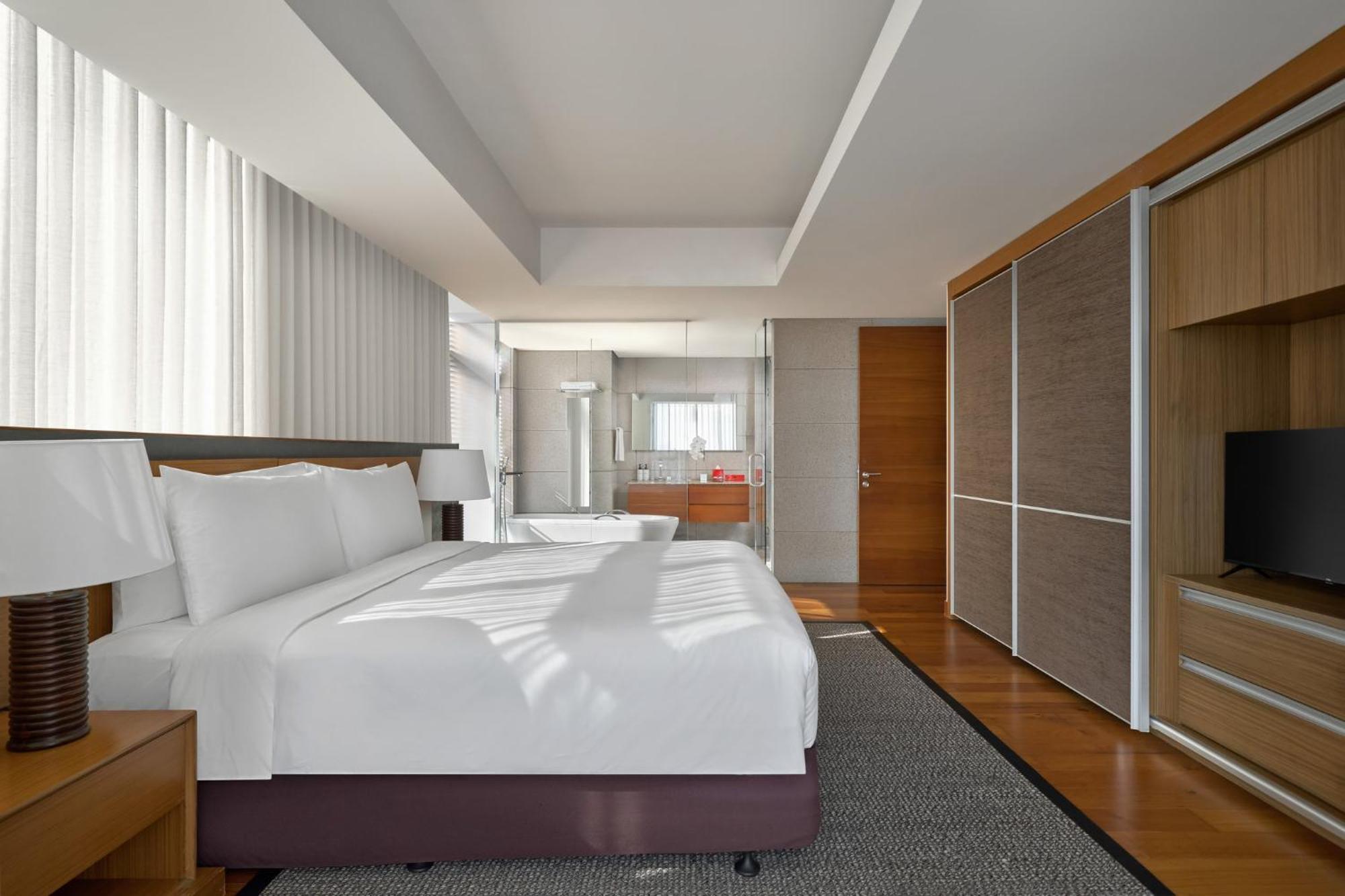 Intercontinental Residences Saigon, An Ihg Hotel Хошимин Екстериор снимка