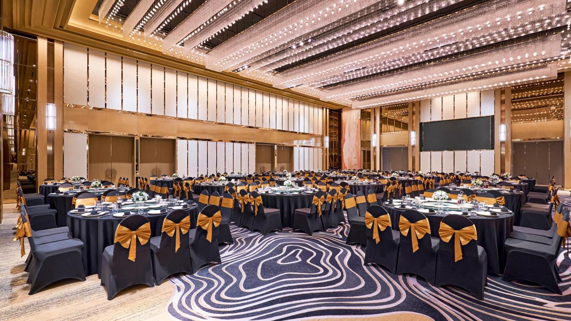 Intercontinental Residences Saigon, An Ihg Hotel Хошимин Екстериор снимка